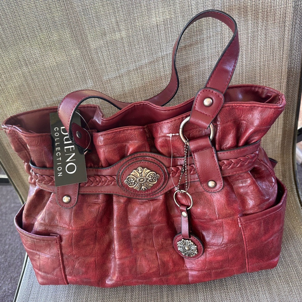 Bueno Purse